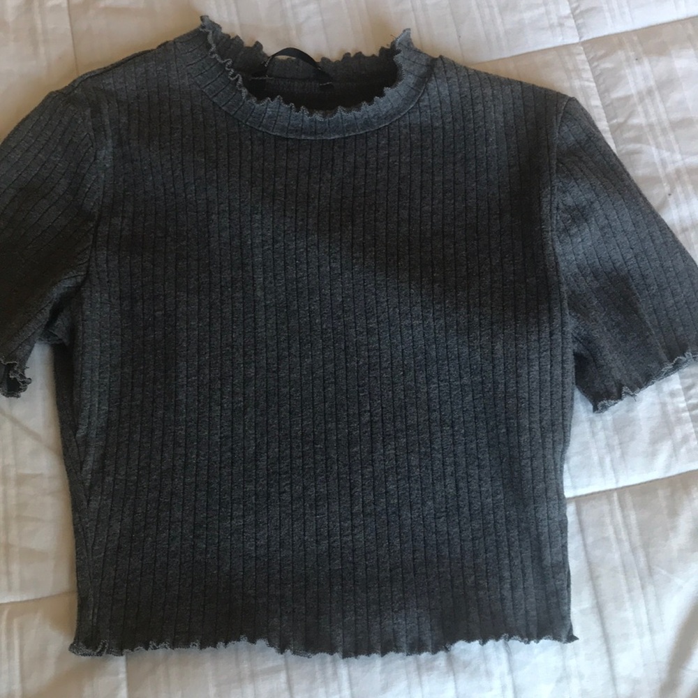 brand new  lettuce edge rib-knit top